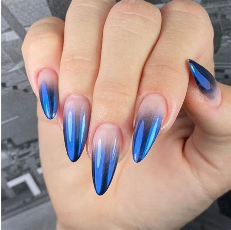 45 ideias de unhas azul para brilhar nas pontas dos .